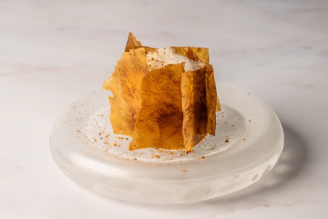 Christmas Pudding Ice Cream with a Wild Sugar Caramel Crisp and a Mulled Apple and Calvados Foam Christmas Pudding Ice Cream with a Wild Sugar Caramel Crisp and a Mulled Apple and Calvados Foam