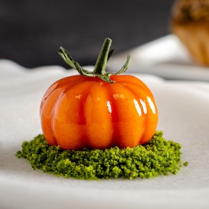 Glazed Mousse (UltraGel 2 for the glaze, 5 for the mousse)