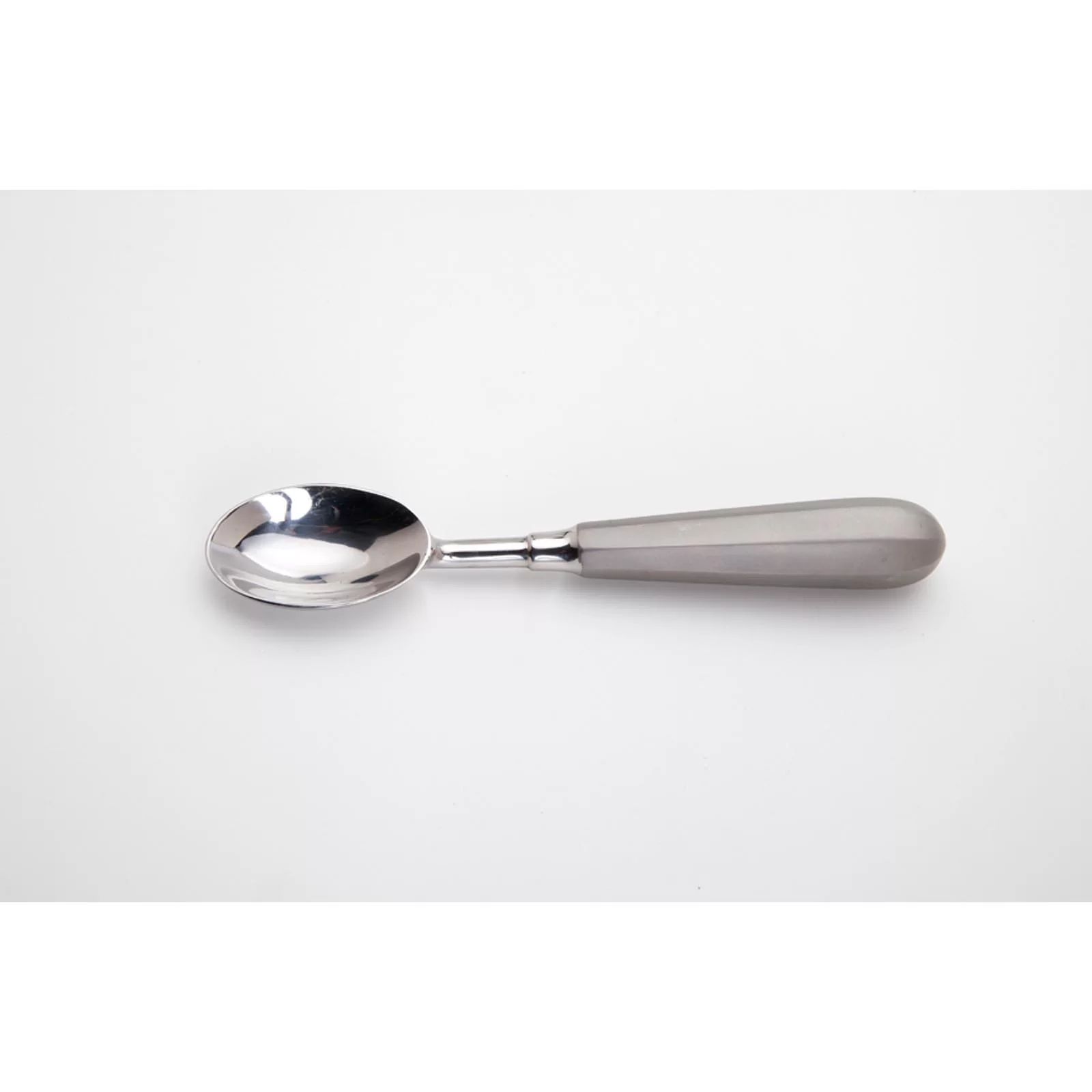 Pacojet ChefTools on X: Introducing the Bequeen #Quenelle Spoon Designed  by a New York pastry chef for chefs worldwide Bequeen spoons are designed  to give you a perfect #quenelle shape, pointed at