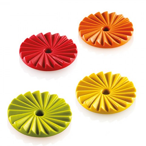 Plisse 7 (Pleated), Cavity 15 x 7ml Silicone Moulds, 1 unit