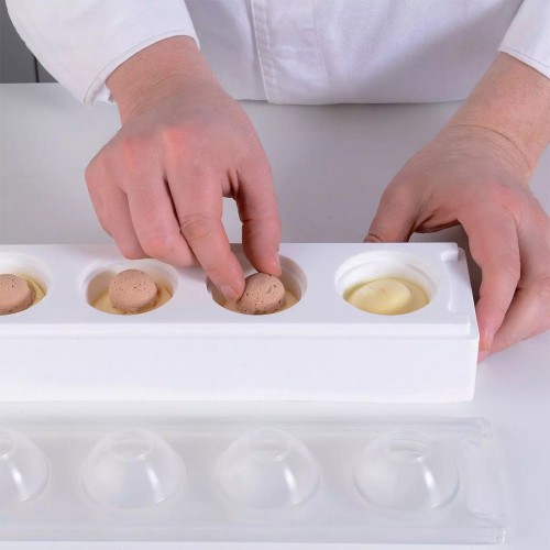 Mul3d Egg Mould by Silikomart, 1 unit